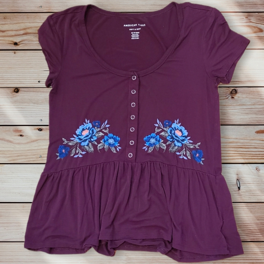 American Eagle Soft & Sexy Floral Peplum Tee Size XS
